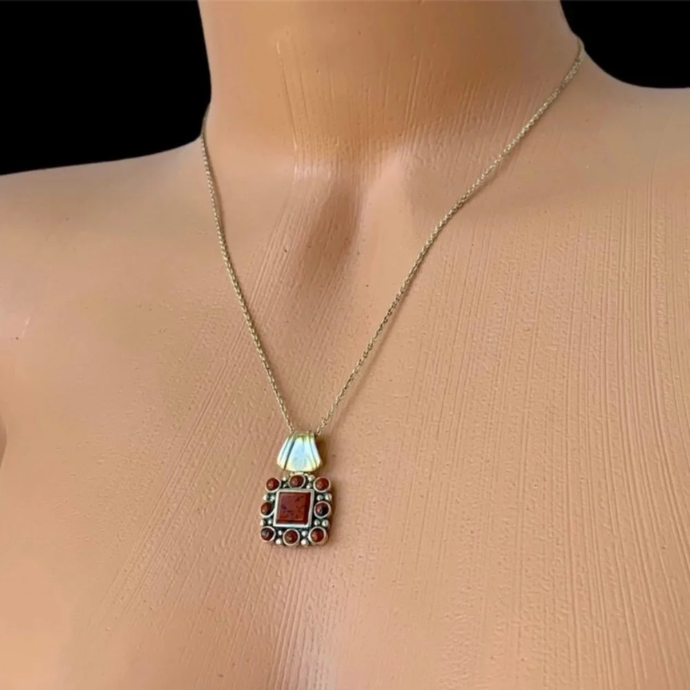 925 Sterling Silver Pendant
